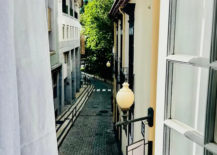 Carreira Solar By Ola Madeira Funchal (Madeira)